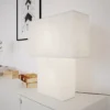 By Rydéns lámpara de mesa iSquare, blanca, altura 50 cm