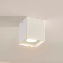 Downlight angular de diseño Carson en blanco