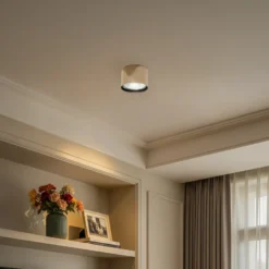 Downlight Chloe fijo, acero color latón