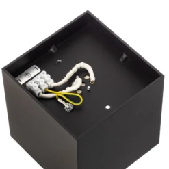 Downlight Cobble en forma angular, negro