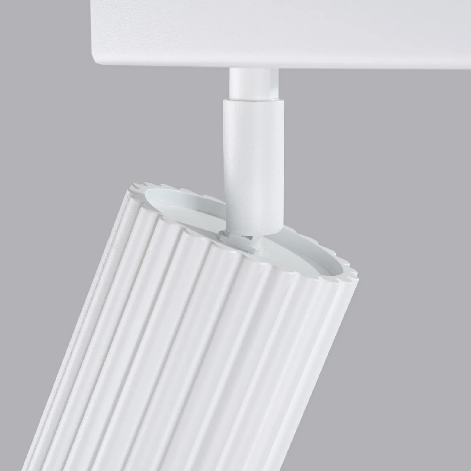 Downlight de techo carbono, blanco, longitud 117 cm, aluminio, 6 luces.