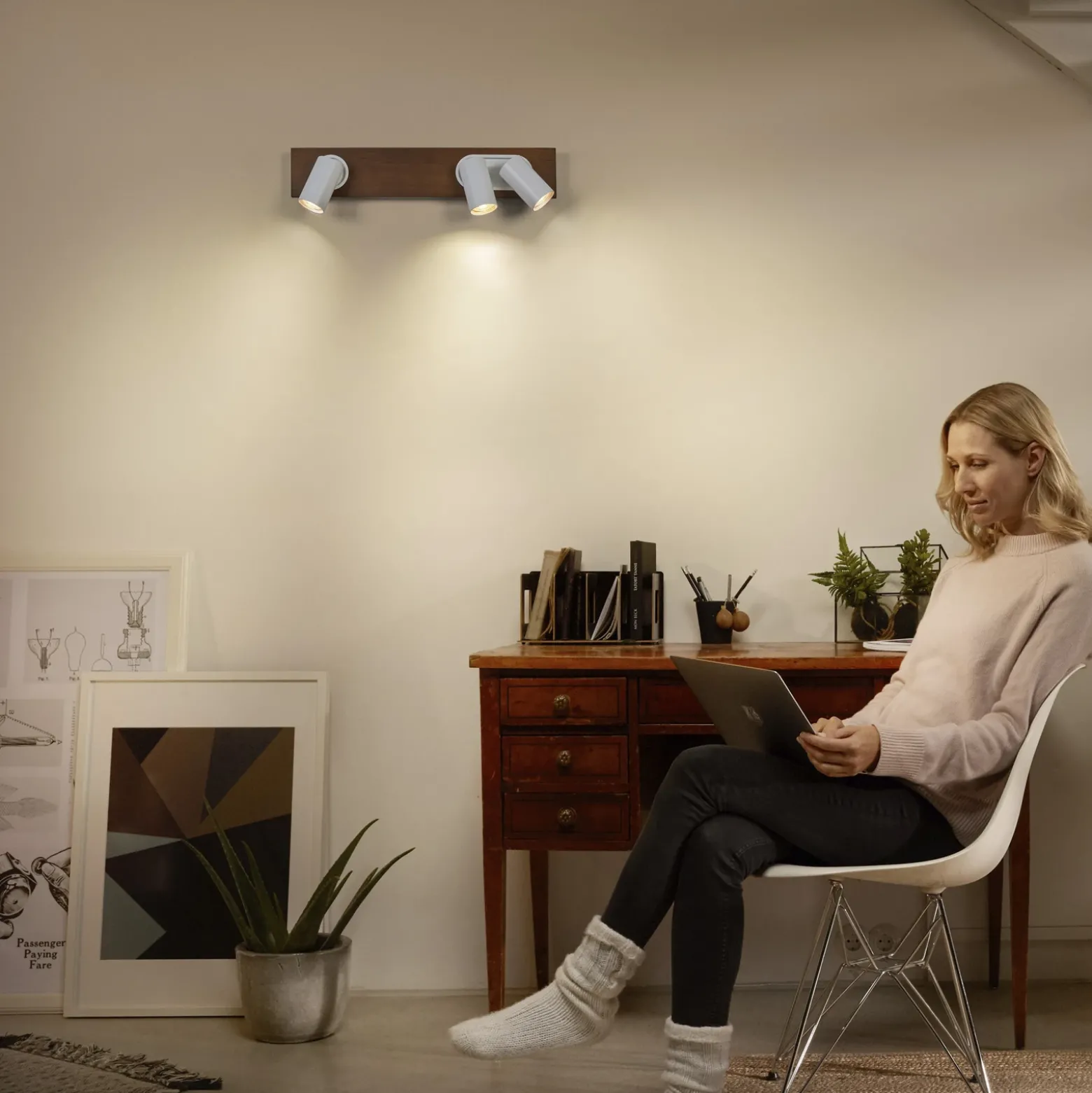 Downlight de techo LEDVANCE Mercury GU10, 3 luces, madera/blanco