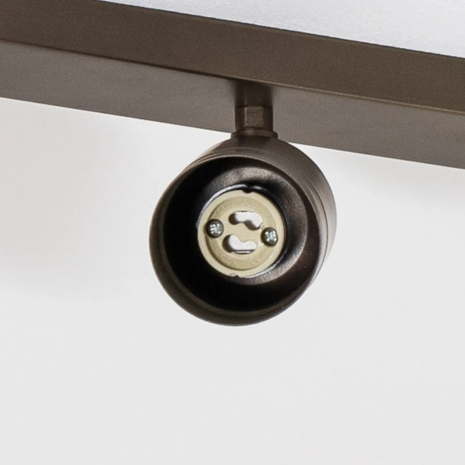 Downlight Link, color titanio-dorado, longitud 33 cm, 3 luces.