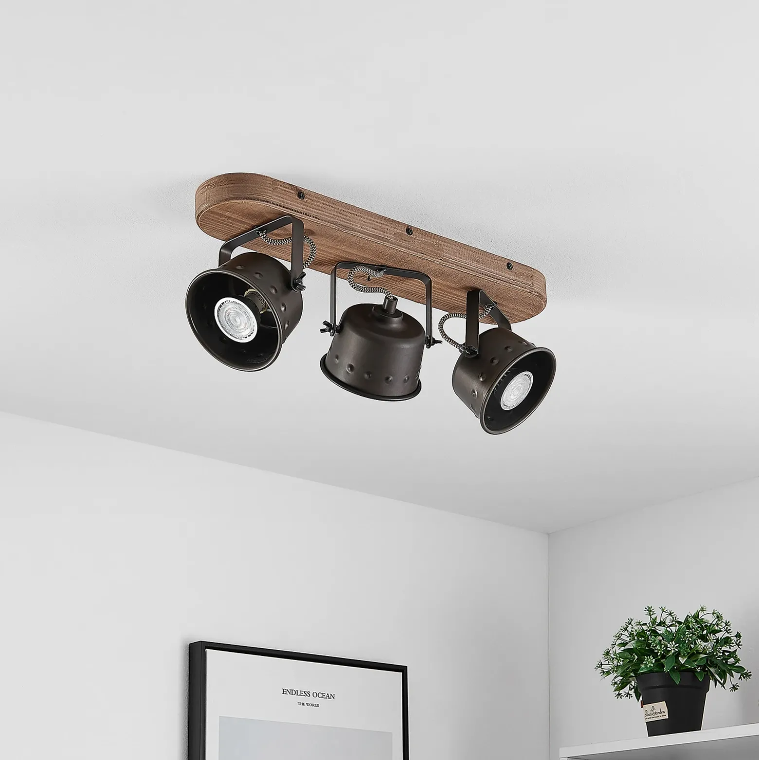 Downlight Rubinjo de Lindby, 45 cm, 3 luces, madera, GU10