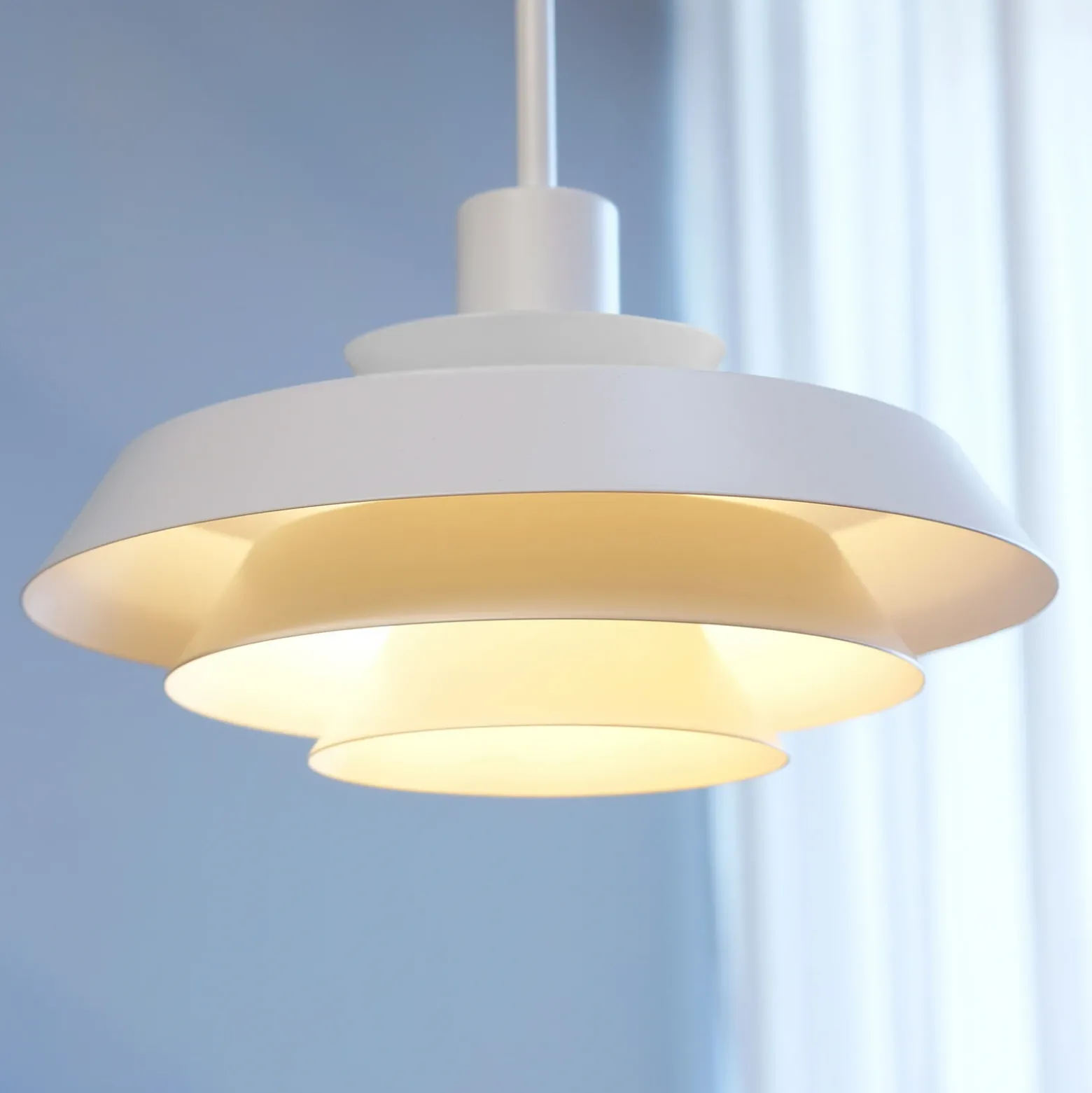 Dyberg Larsen DL30 lámpara colgante Ø 30 cm blanco