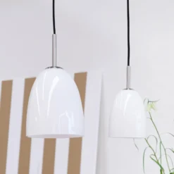 Dyberg Larsen lámpara colgante Jazz opal/acero, Ø 12 cm, cristal