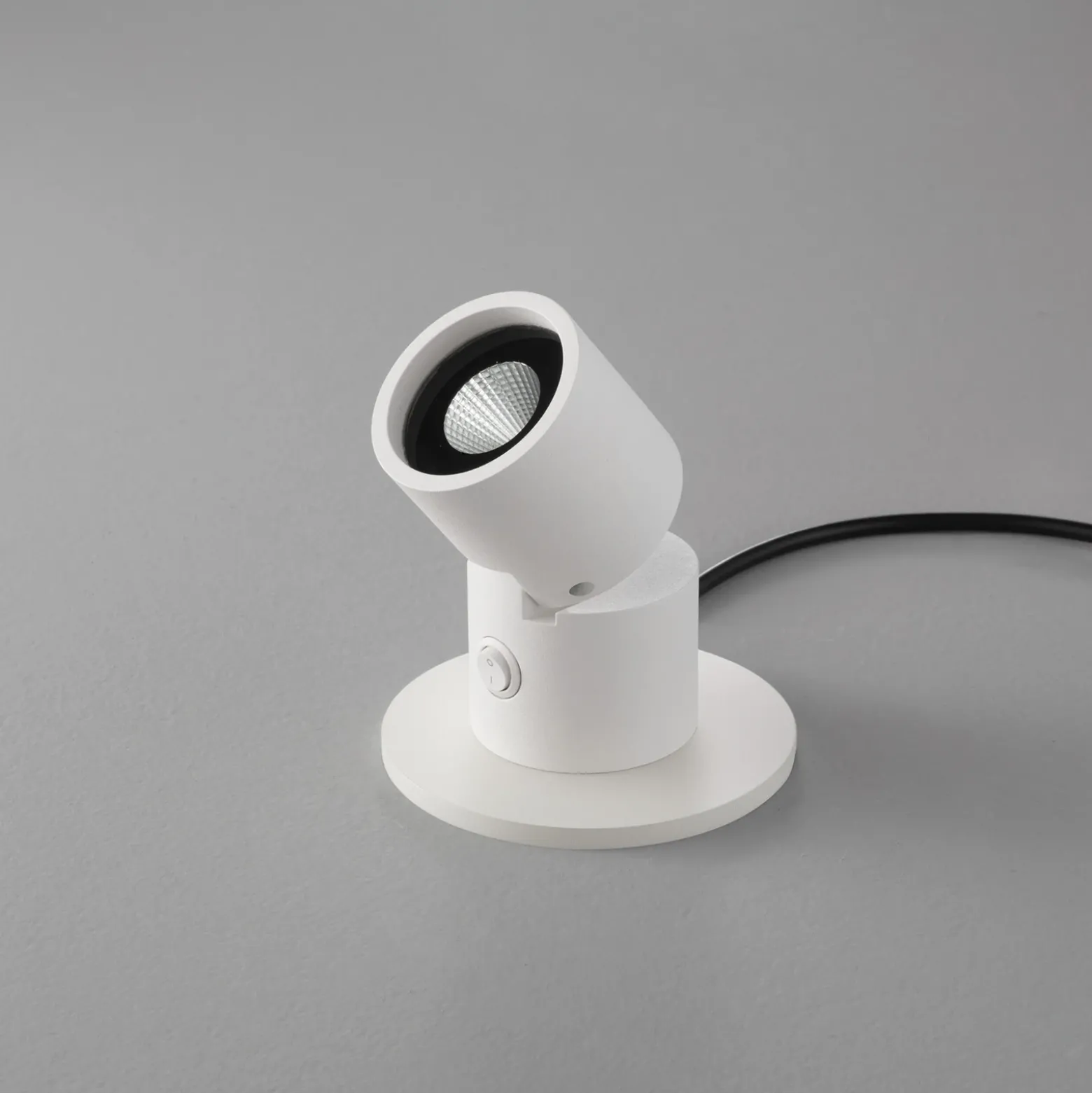 Egger DLS Lámpara de mesa LED Capri, foco, blanco