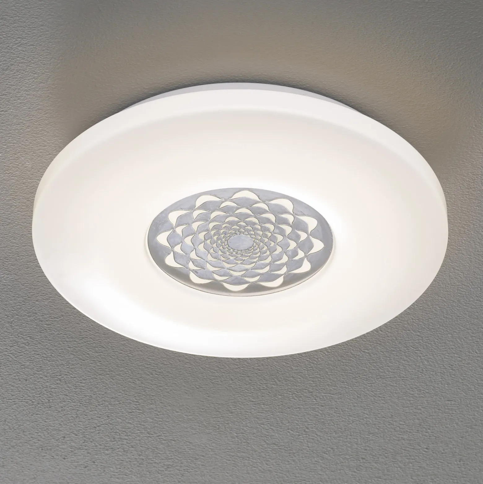 EGLO connect Capasso-C lámpara LED de techo patrón