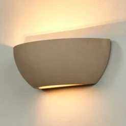 Elegante aplique Renata de cemento