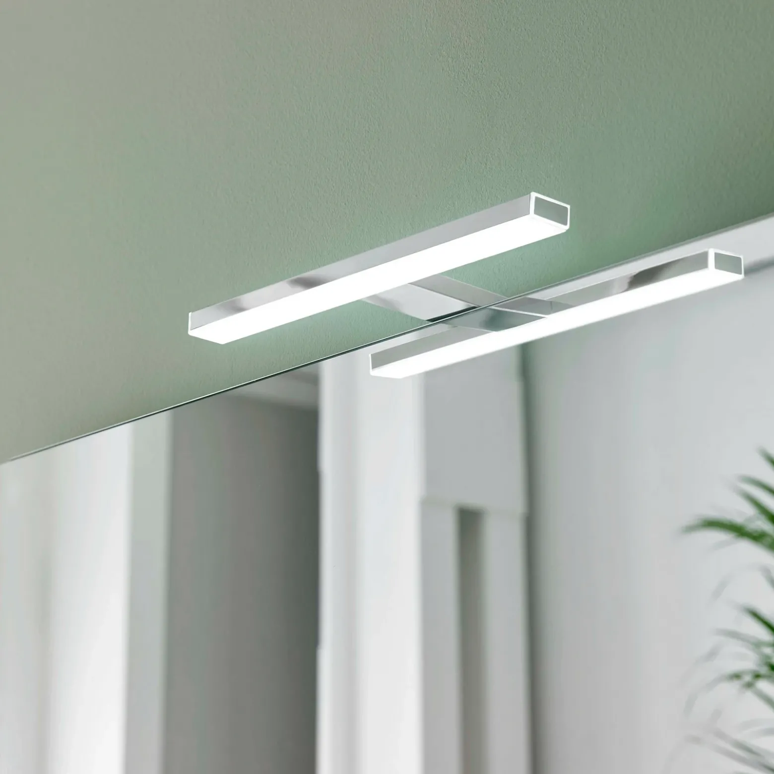 Esther 2 lámpara de espejo LED, cromo, 28 cm