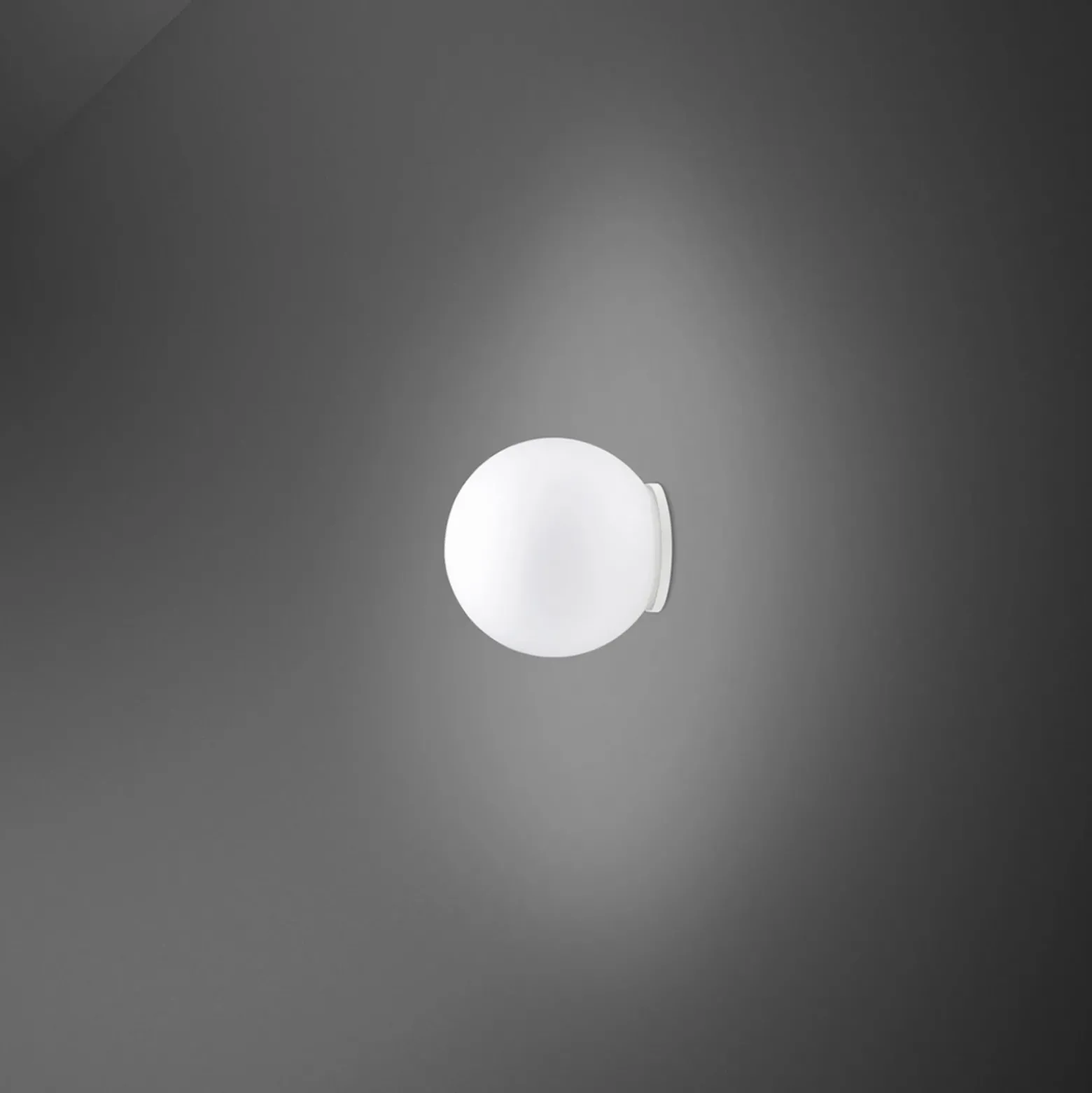 Fabbian Lumi Sfera aplique de vidrio, Ø 9 cm