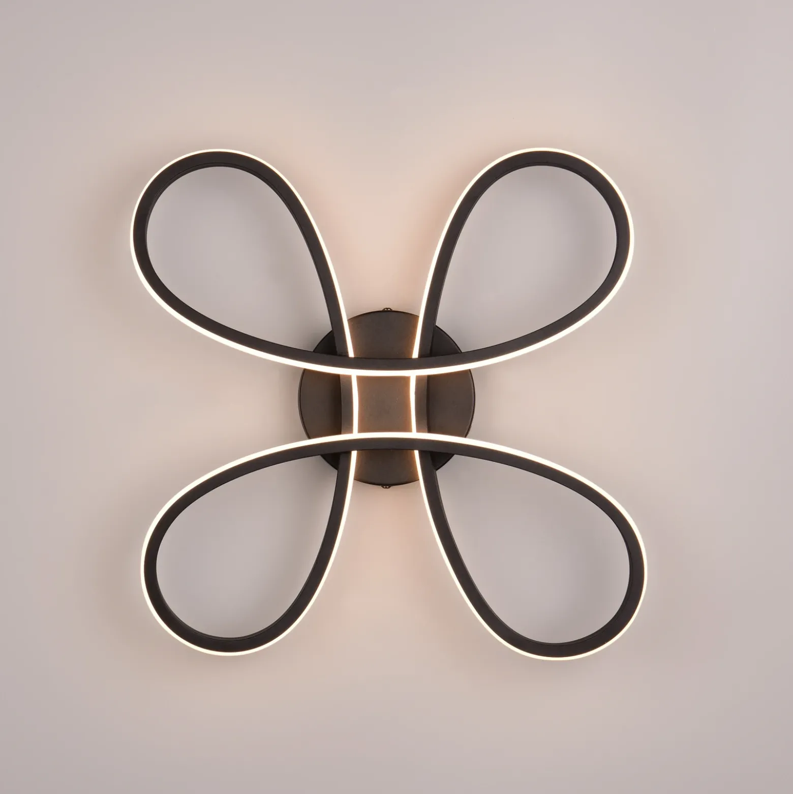 Fly Plafón LED, negro mate, 3.000 K, 40 cm x 40 cm