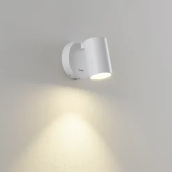 Foco de pared CAN TILT, blanco, Ø 10 cm, metal, interruptor, USB