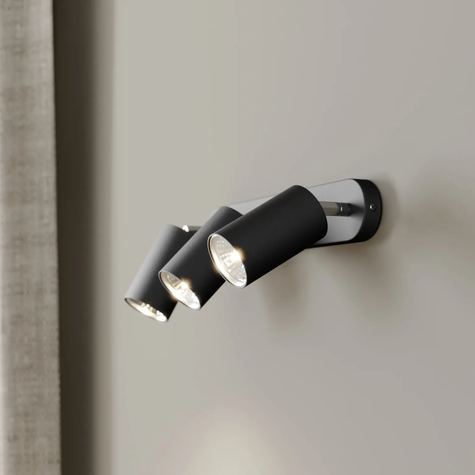 Foco de pared Eye Spot de 3 luces, negro