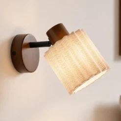 Foco de pared Lindby Shiloh, nogal/beige, madera/lino, E14