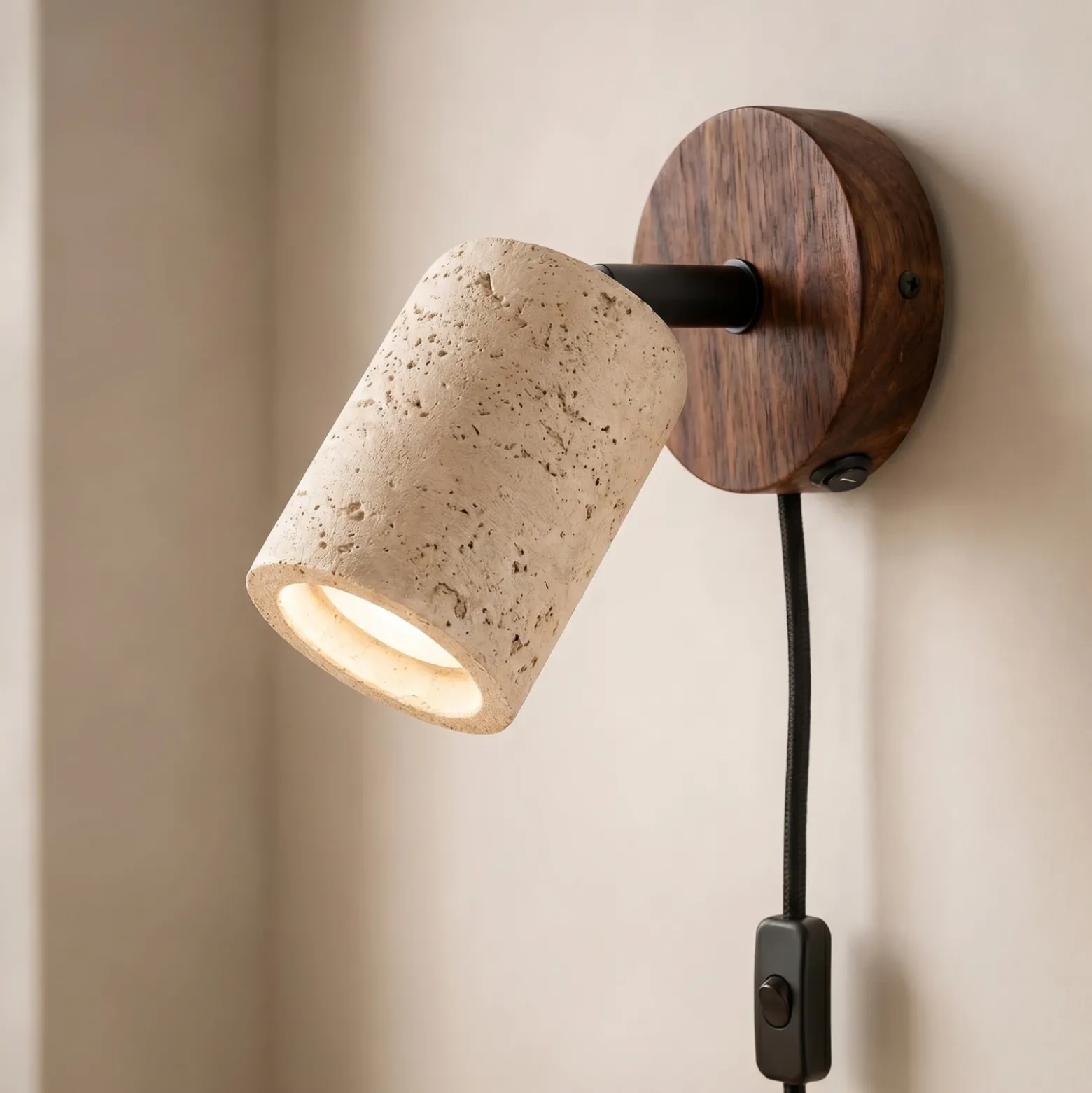 Foco de pared Lucande Carlotta, Ø 10 cm, beige, hormigón, GU10