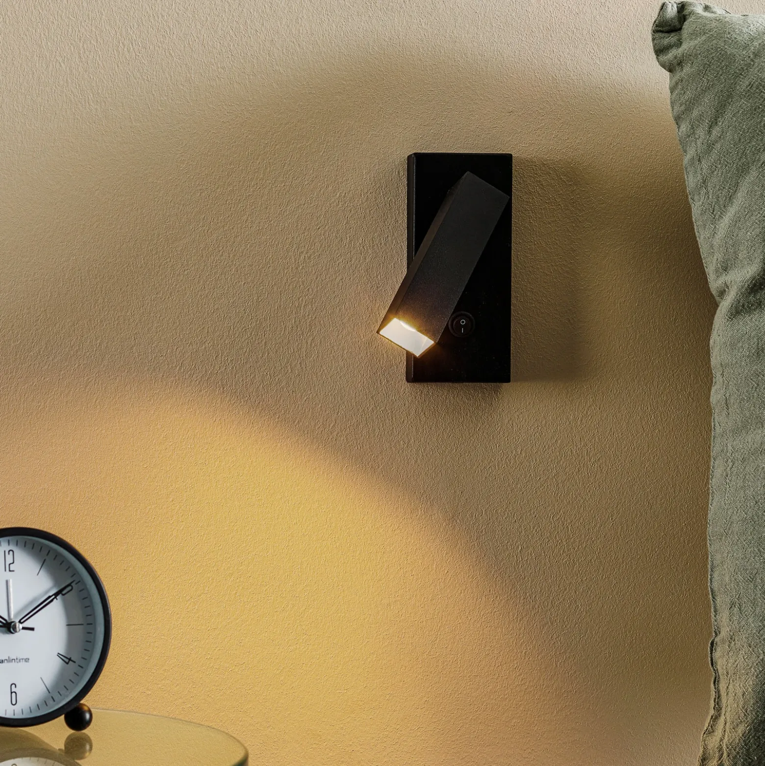 Foco de pared Rai, orientable, negro