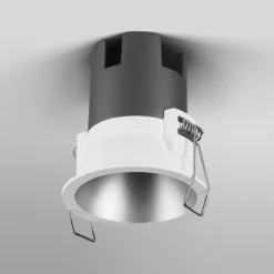 Foco empotrable LED TWIST de OSRAM, blanco/plateado, 840, Ø 7 cm, metal