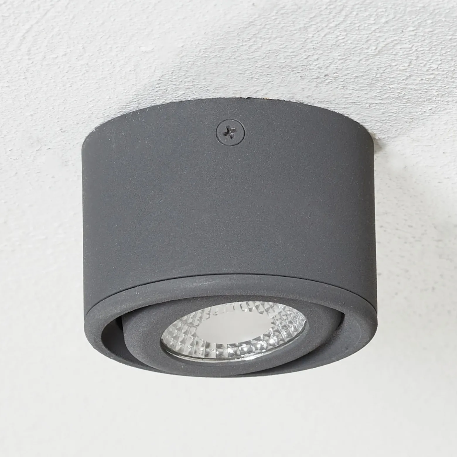 Foco LED de techo Anzio con cabezal orientable ant