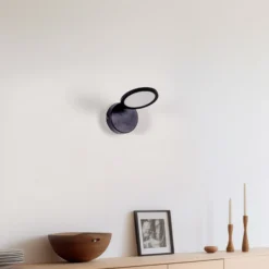 Foco LED Lindby Manel, negro, hierro, 18 cm de altura