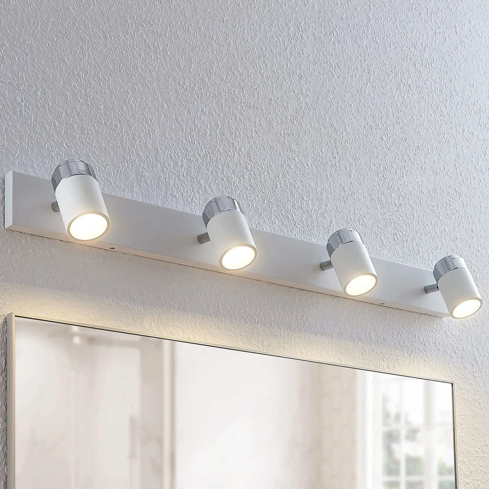 Foco Lindby Kardo, 4 luces, blanco, metal, IP44