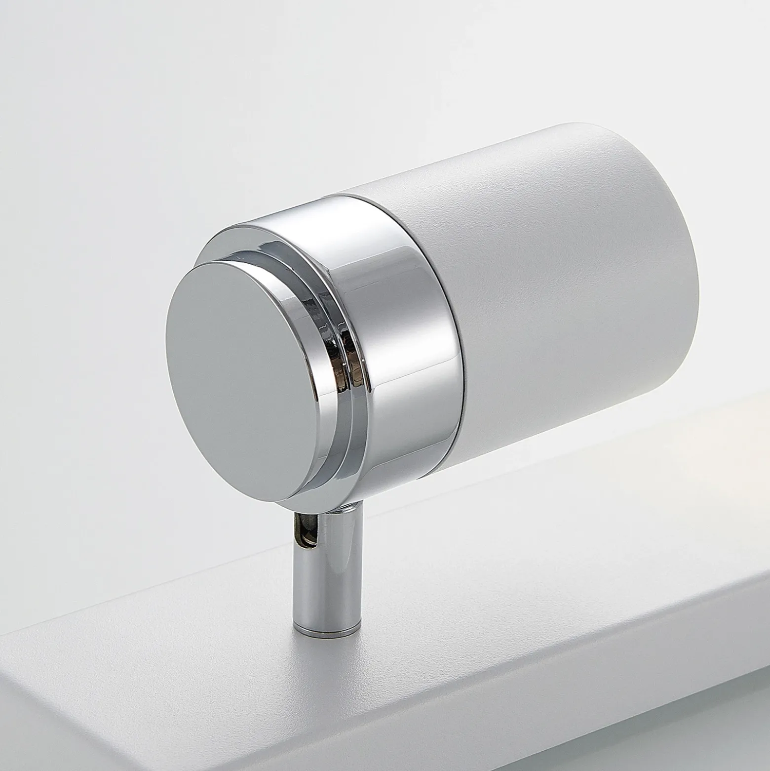 Foco Lindby Kardo, 4 luces, blanco, metal, IP44