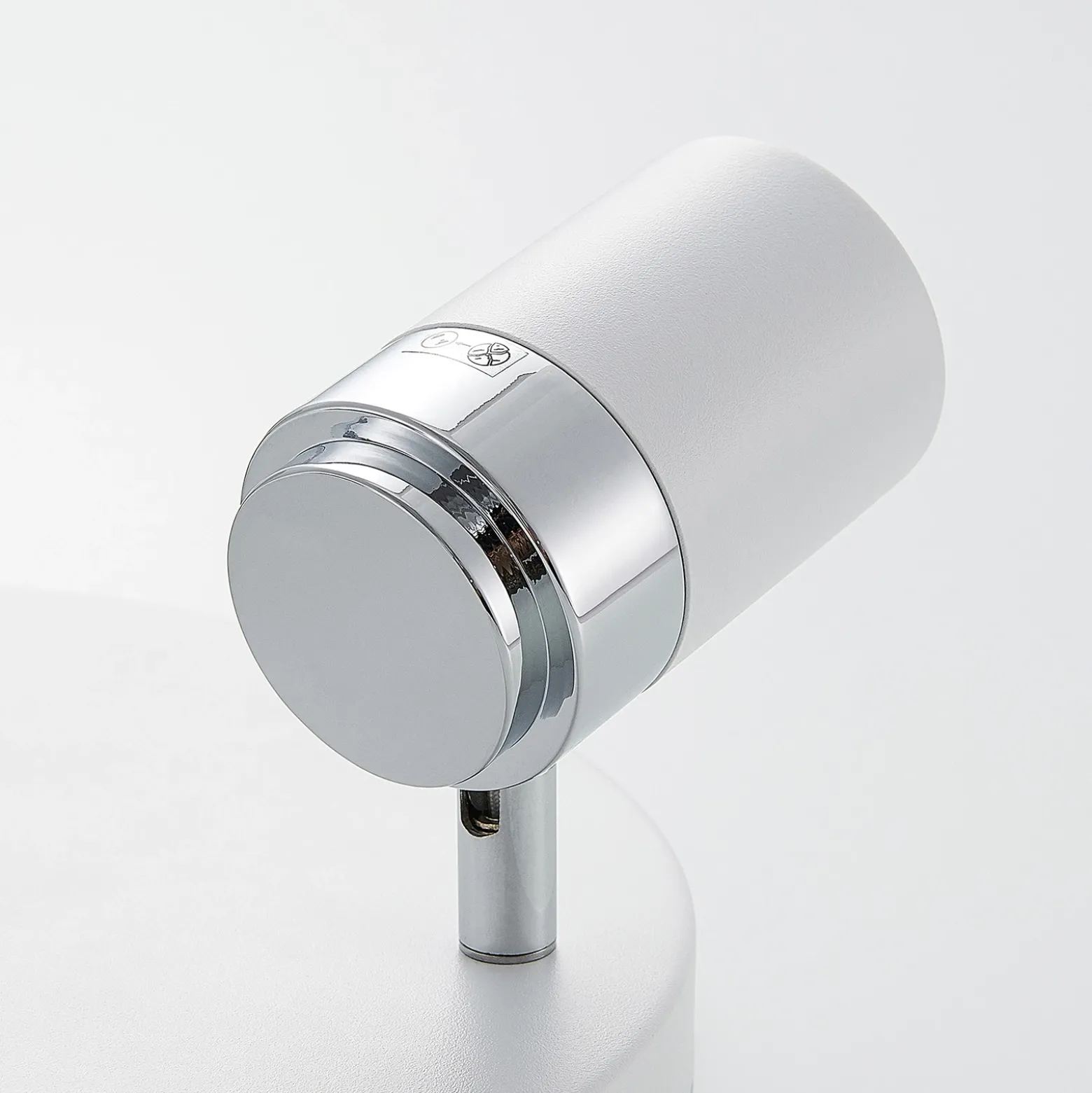 Foco Lindby Kardo, redondo, 3 luces, blanco, metal, IP44