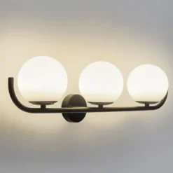 Forlight aplique de pared Sfera Triple, negro, cristal, ancho 58 cm