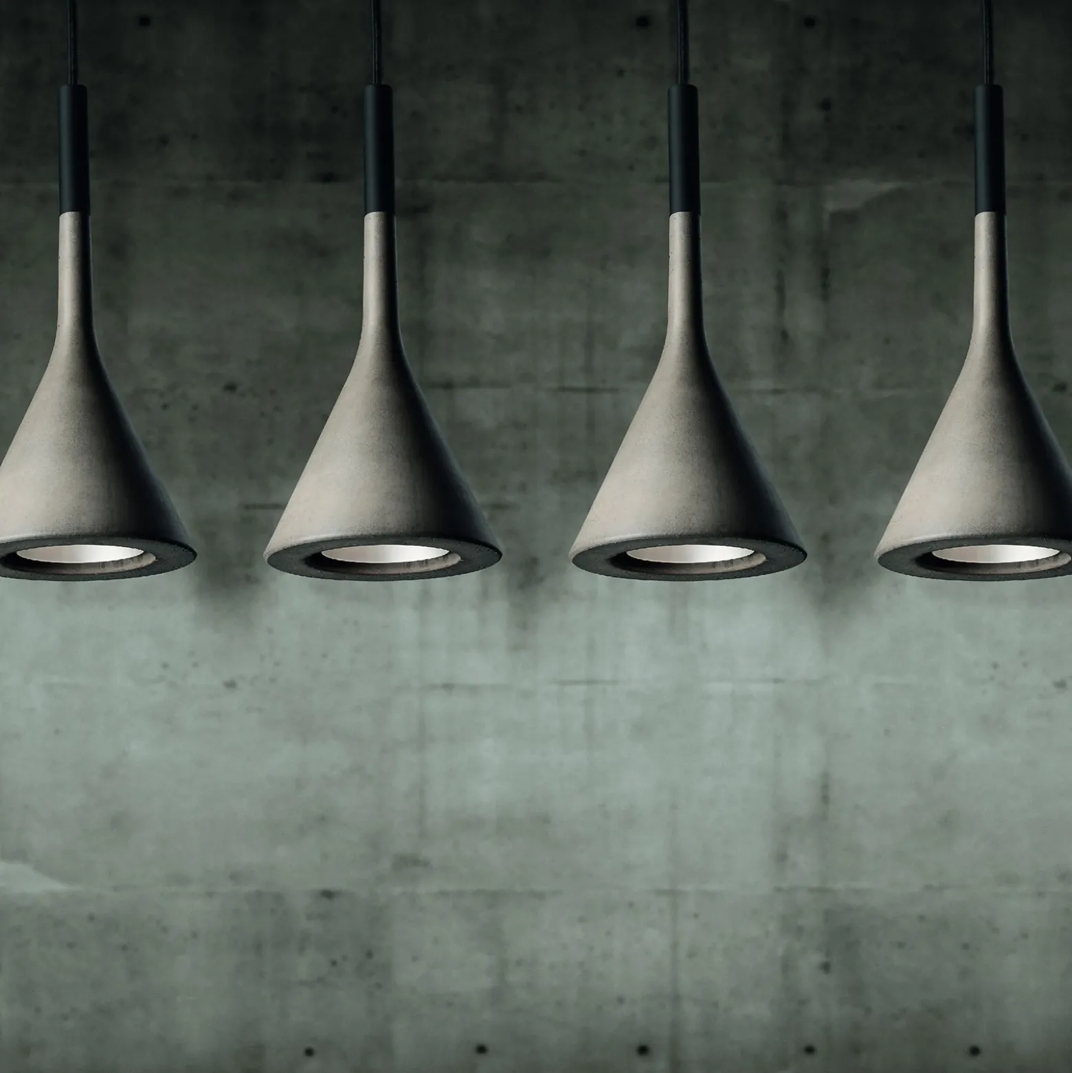 Foscarini Aplomb Mini lámpara colgante de hormigón