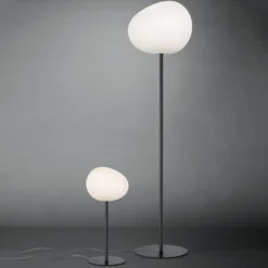 Foscarini Gregg media lámpara de pie 151cm grafito
