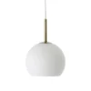 FRANDSEN Lámpara colgante bola, blanco opal, Ø 18 cm, cristal