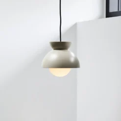 FRANDSEN Lámpara colgante Butterfly, gris, Ø 29 cm