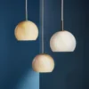 FRANDSEN Lámpara colgante de bola, ámbar, Ø 18 cm, cristal