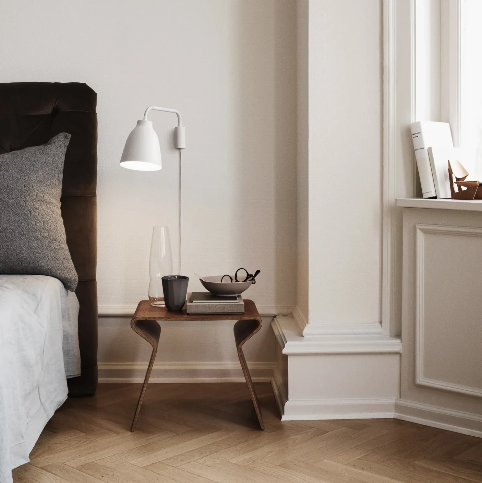 FRITZ HANSEN Aplique de pared Caravaggio, blanca