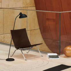 FRITZ HANSEN Kaiser Idell 6556-F mate negro