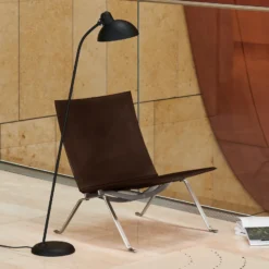 FRITZ HANSEN Kaiser Idell 6556-F mate negro