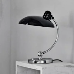 FRITZ HANSEN Kaiser Idell 6631 Luxus negro