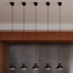 FRITZ HANSEN Kaiser Idell 6722-P Negro brillante
