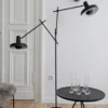 GRUPA Arigato lámpara de pie, 2 luces, negro