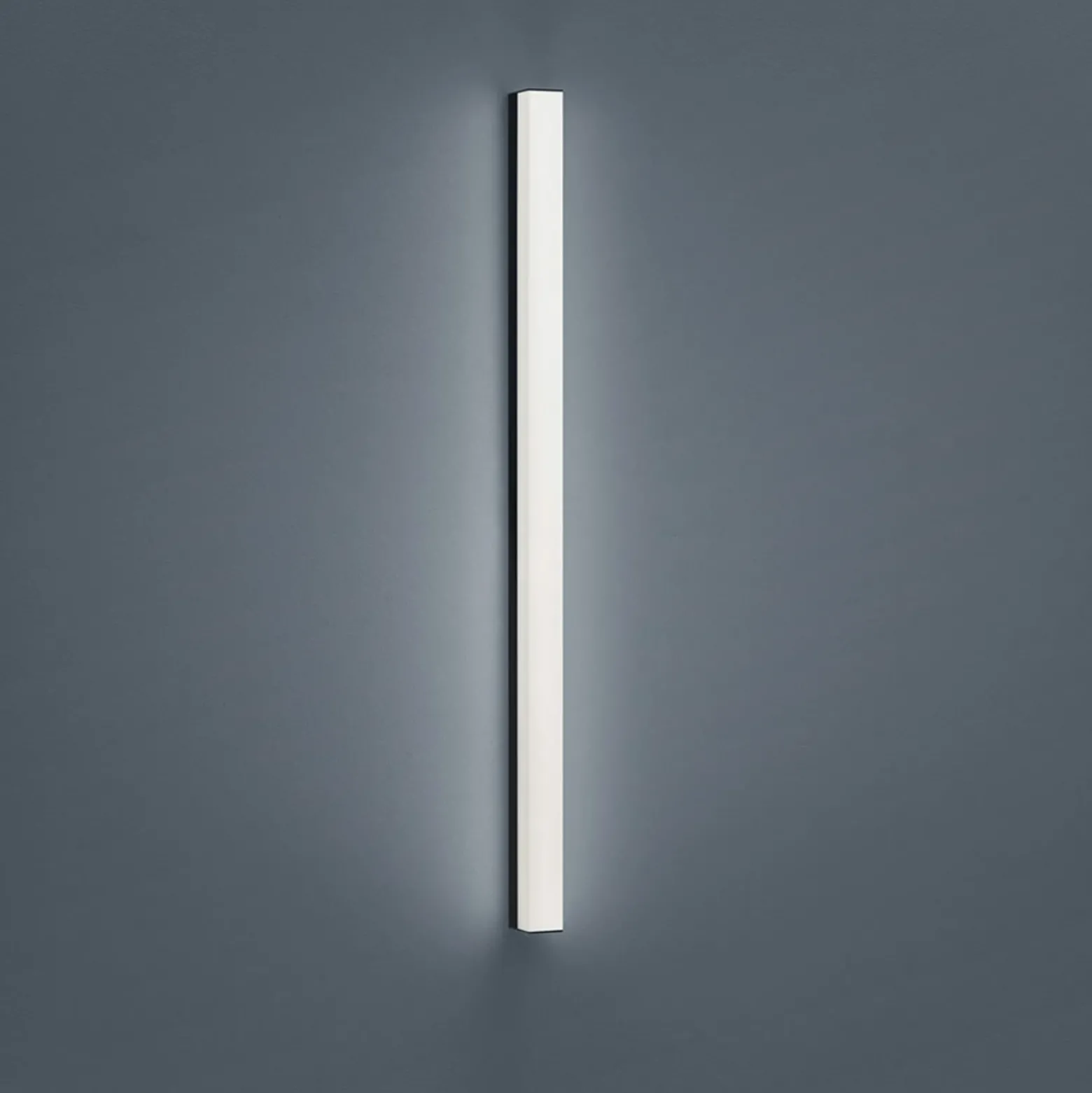Helestra Lado lámpara de espejo LED negro 90 cm