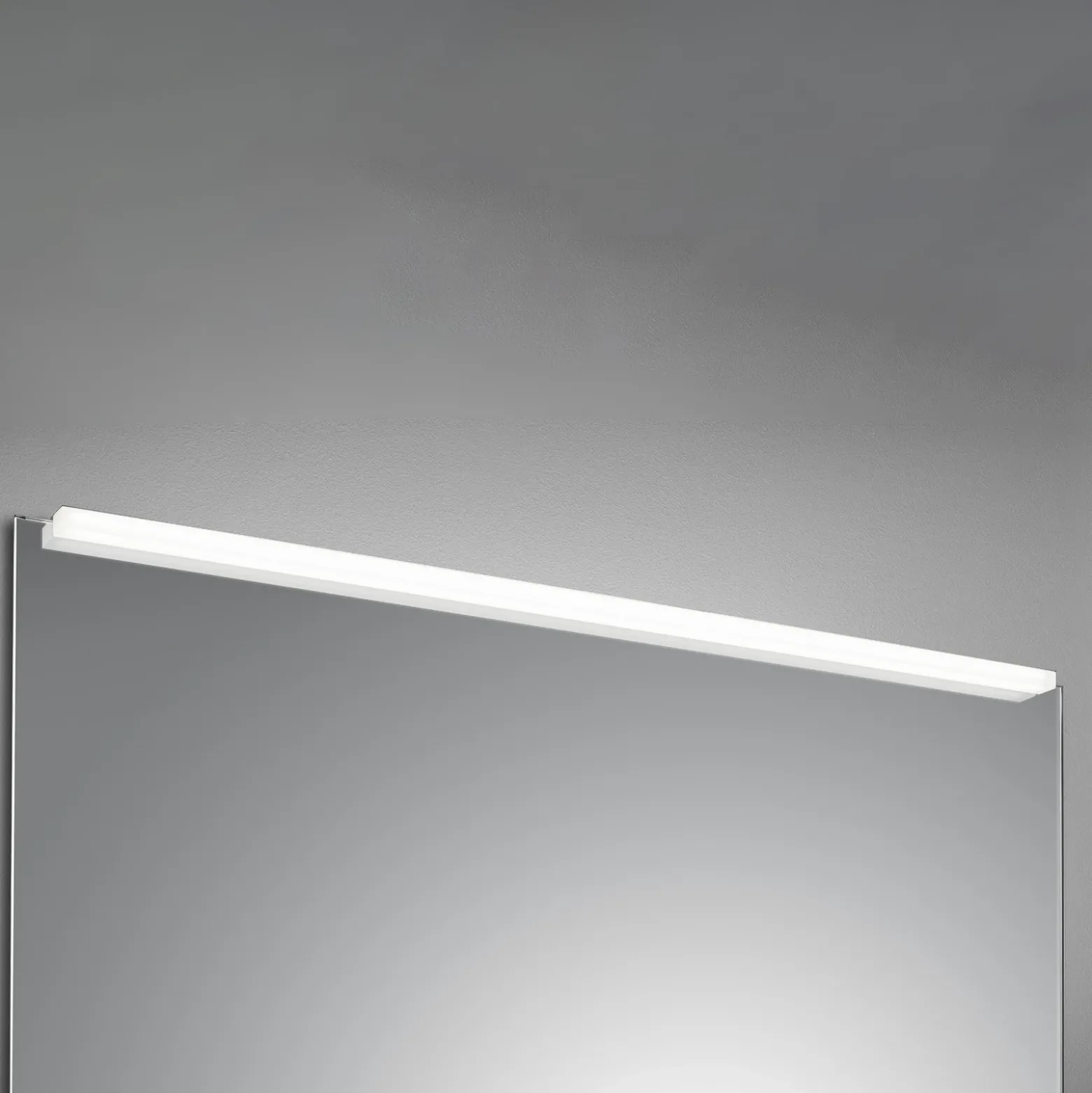 Helestra Onta lámpara de espejo LED, 120 cm