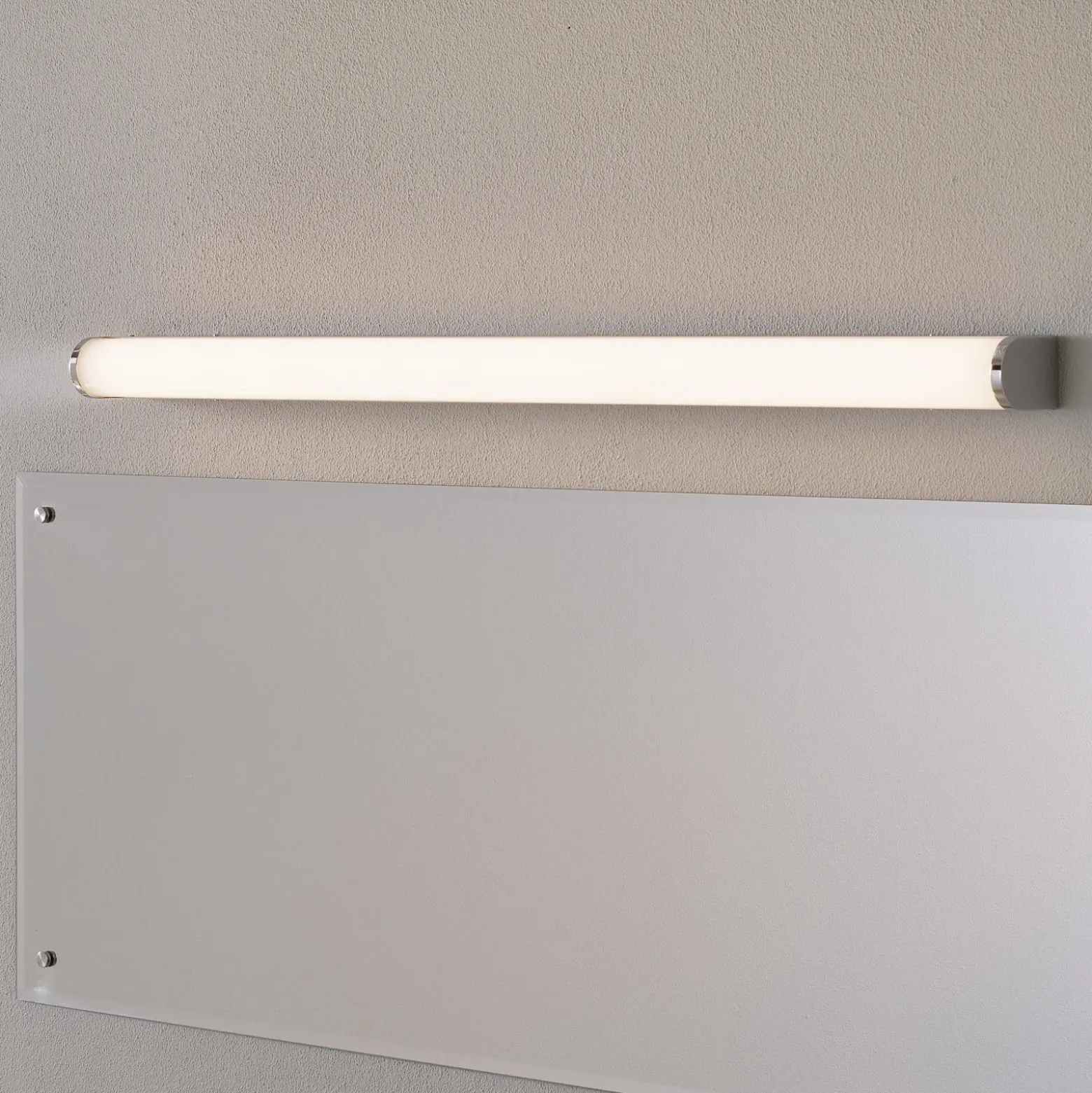 Helestra Ponto aplique LED IP44 90cm