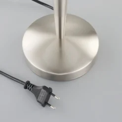 Hermosa lámpara de mesa Viola, níquel mate