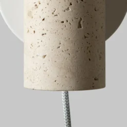 IT'S ABOUT ROMI Aplique de pared Tivoli, blanco, travertino, enchufe