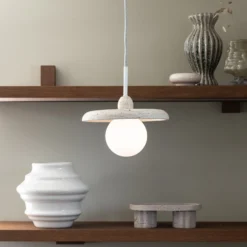 IT'S ABOUT ROMI Lámpara colgante Tivoli, Ø 25 cm, blanca, travertino