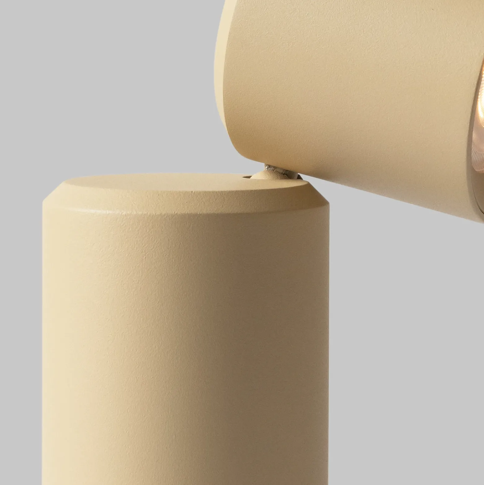 IT'S ABOUT ROMI Lámpara de mesa LED recargable Milan, beige, 19 cm