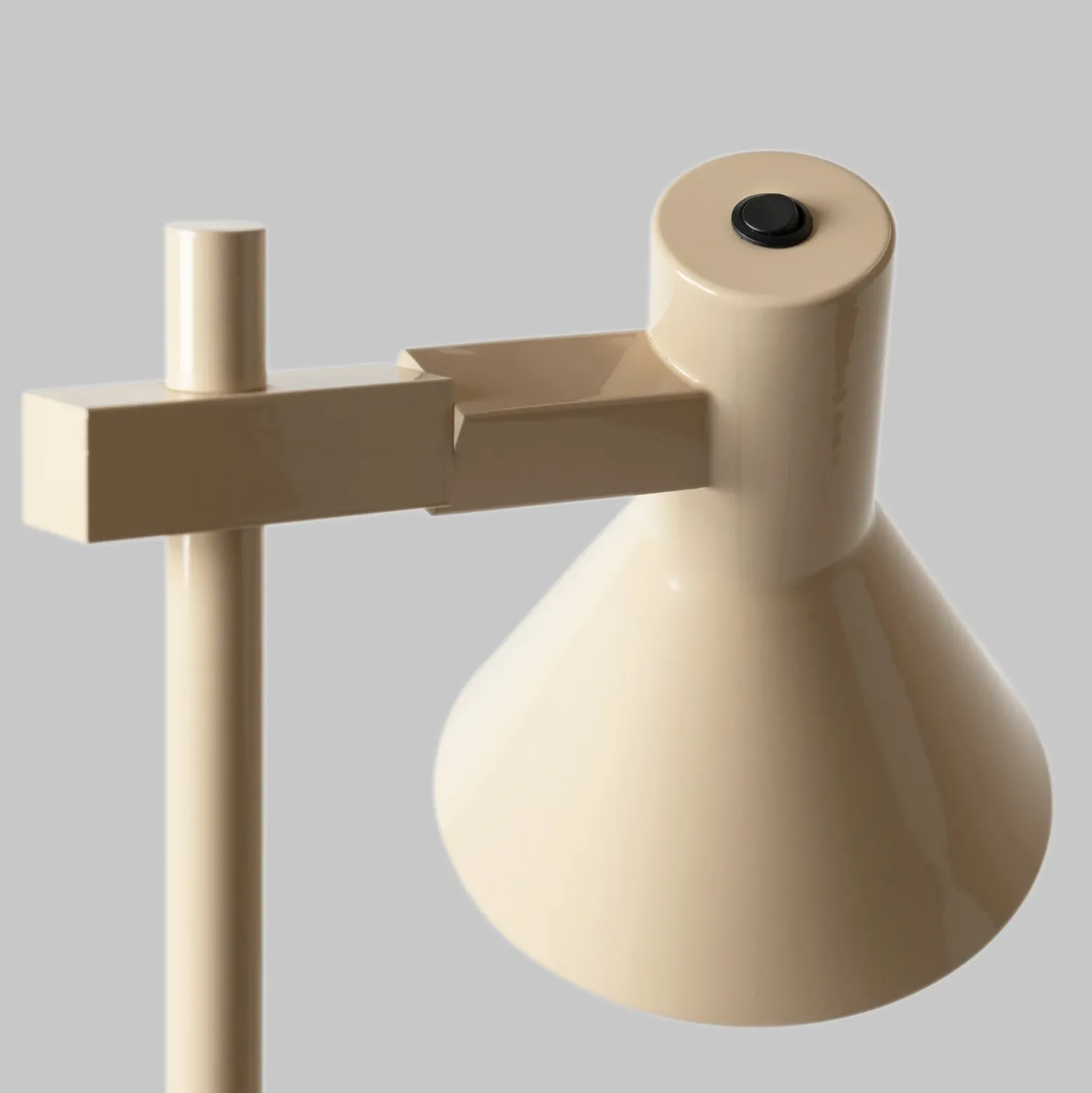 IT'S ABOUT ROMI Lámpara de mesa Stavanger, beige, altura 51 cm