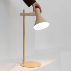 IT'S ABOUT ROMI Lámpara de mesa Stavanger, beige, altura 51 cm