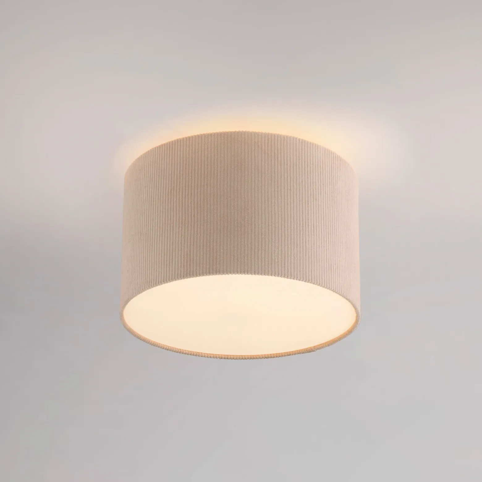 JUST LIGHT. Plafón Duro, tejido, beige