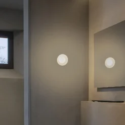 Karman Agua aplique LED, IP44, vidrio esmerilado